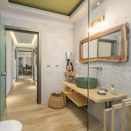 New Paradosiako With Private Pool And Bbq Near To The *