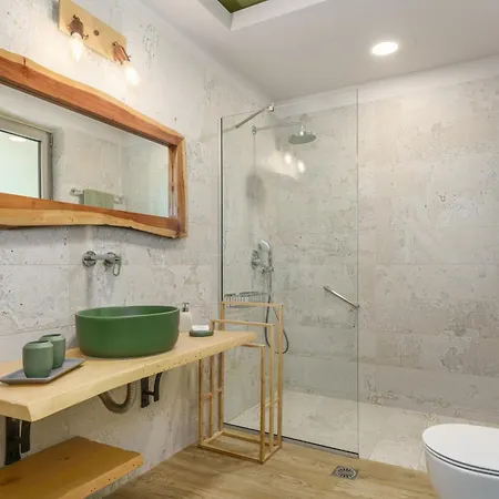 Villa New Paradosiako With Private Pool And Bbq Near To The *